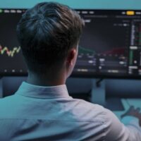 San4es Trader криптовалютный инвестор